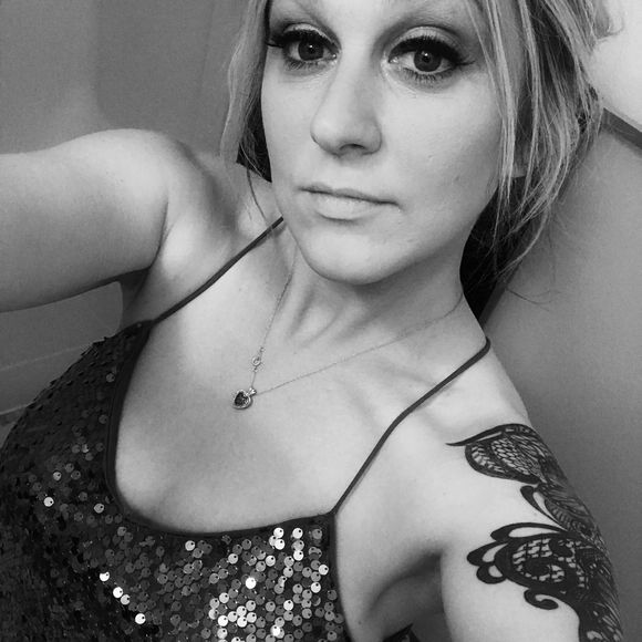 Meet your Posher, Jessica - Picture 1 of 1